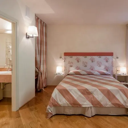 La Cervara Nocleg ze śniadaniem *