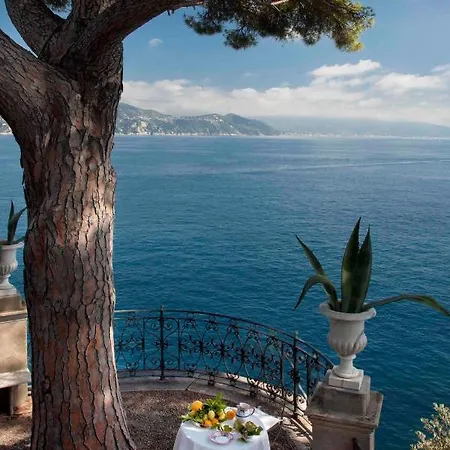 La Cervara Bed & Breakfast *